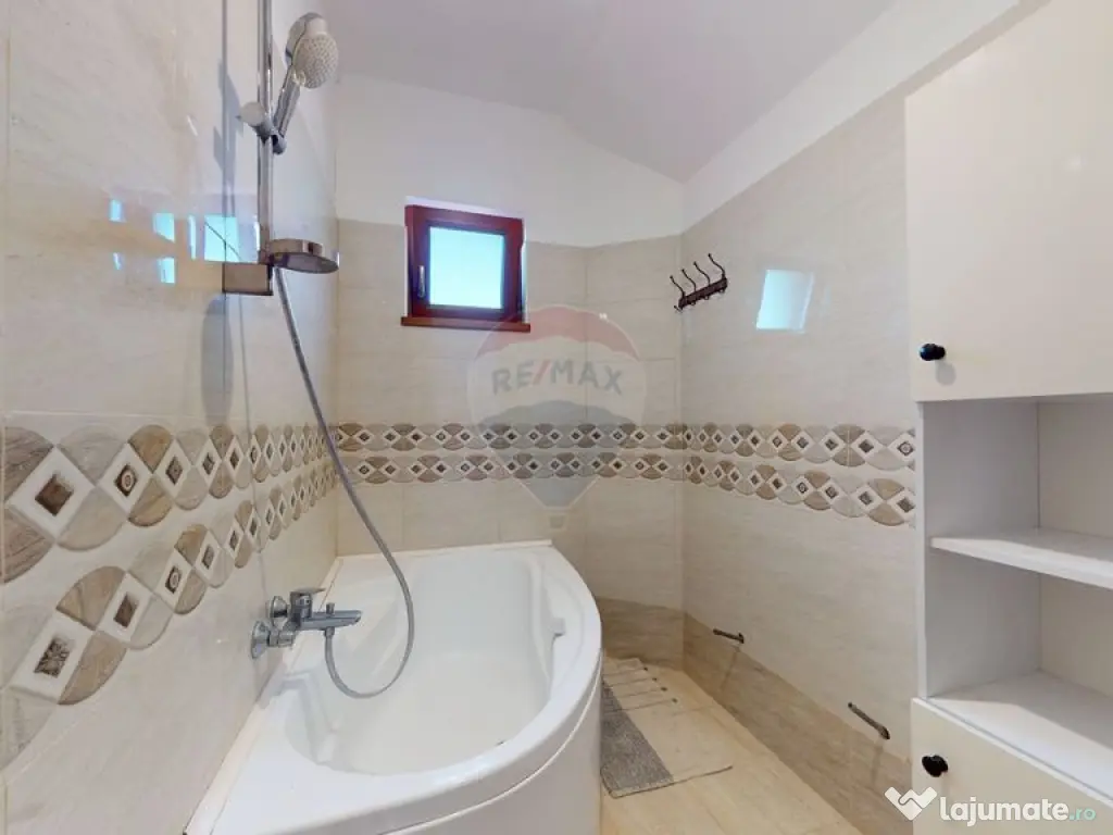 Casă de vânzare în Brașov Avantgarden, construcție 2... 