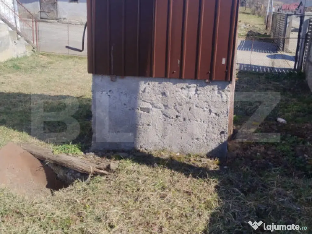 Casă spațioasă cu teren generos de 1447 mp în Șomcutu M 