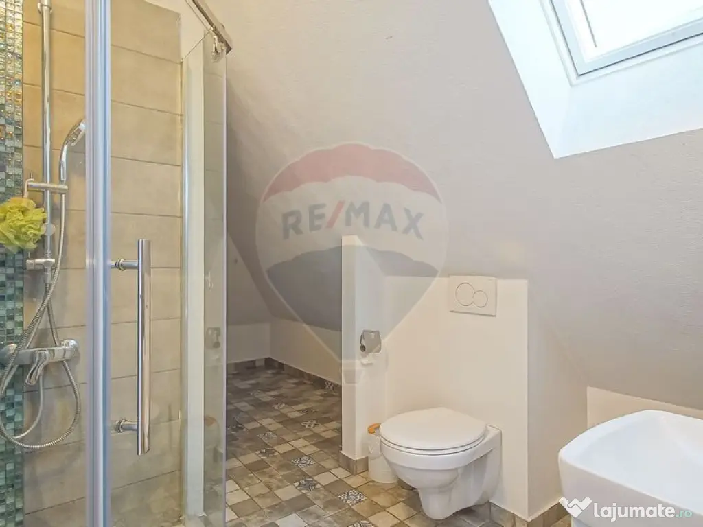 COMISION 0%! CASA SINGURA IN CURTE RENOVATA |STRADA MIRAS...