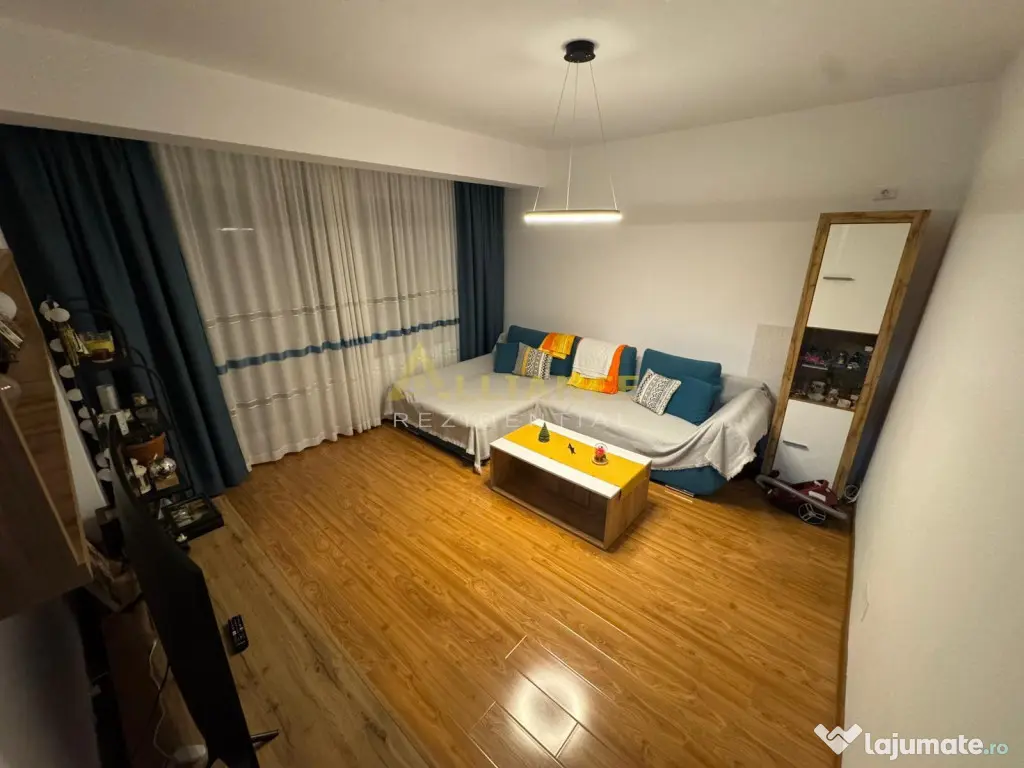 Apartament 2 camere decomandat Mobilat Utilat 