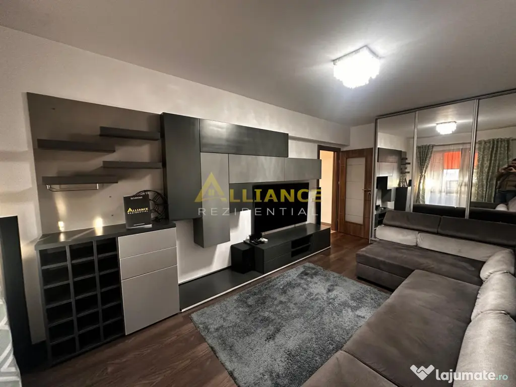 Apartament 3 camere 2 bai mobilat utilat Bulevardul Metalurg 