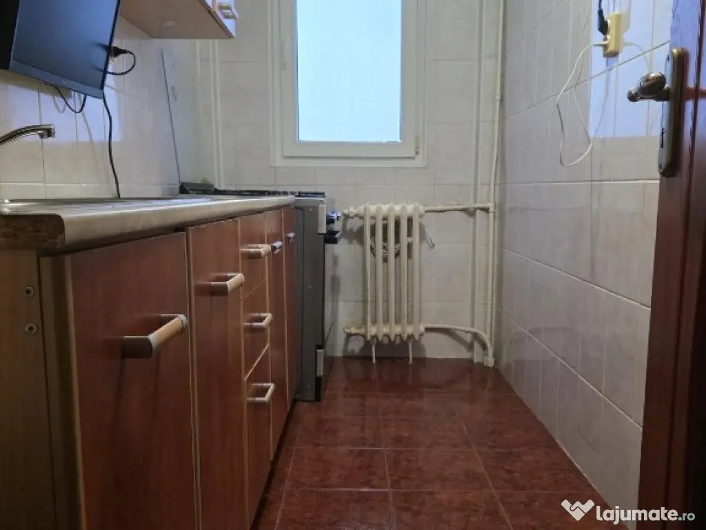 Vand apartament 2 camere in zona Brancoveanu Huedin etaj 10 din 10 