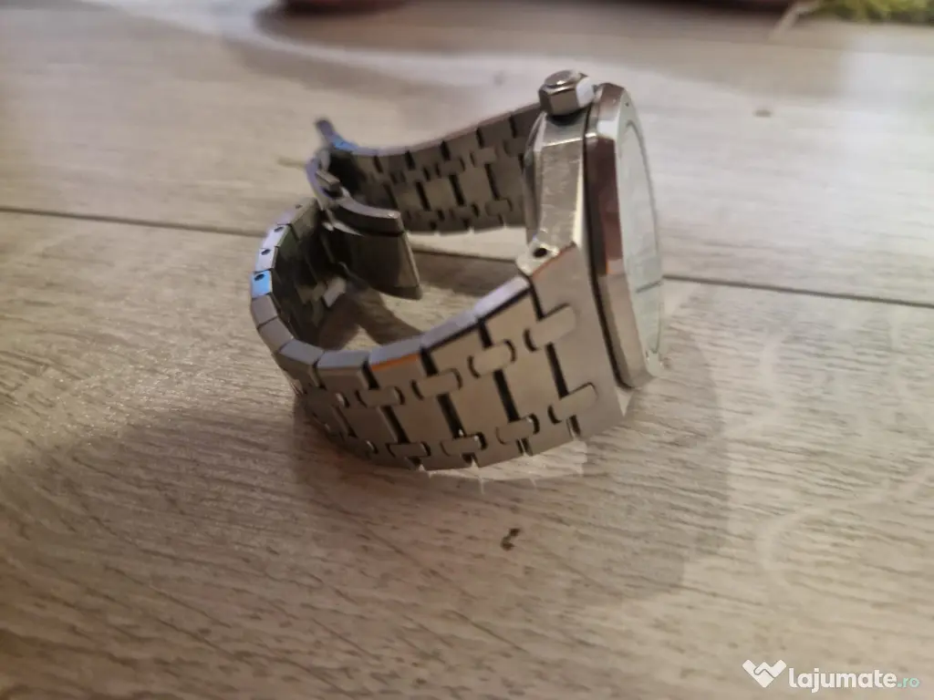 Vând ceas marca Audemars Piguet automatic 