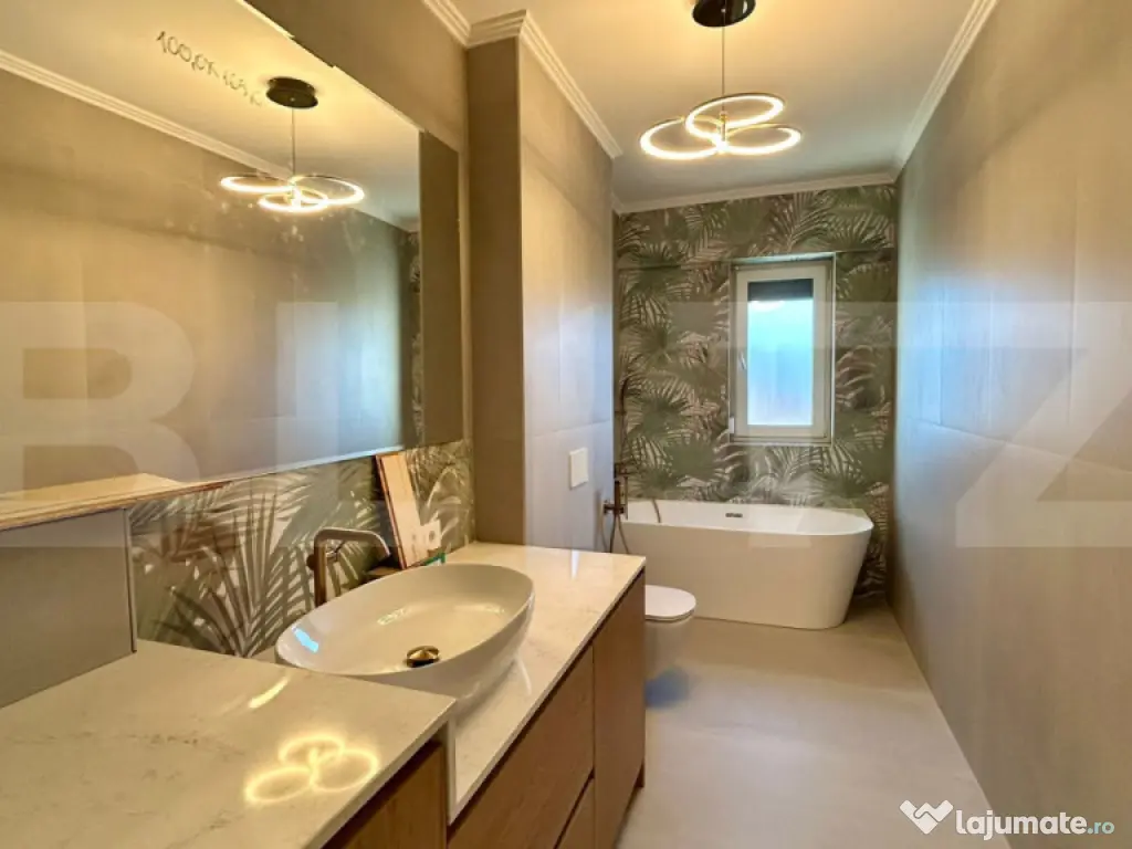 Apartament 3 camere , 80 mp , 2 bai , parcare subterana , pr 