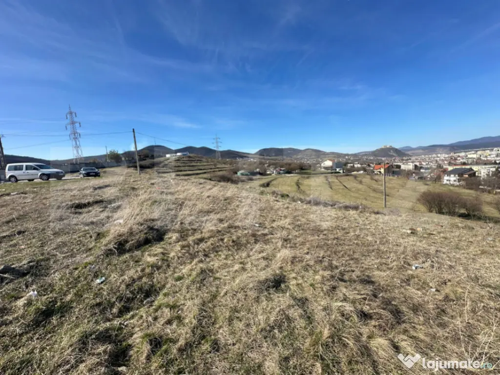 Teren 1830 mp Deva – extravilan cu demersuri intravilan ?? 