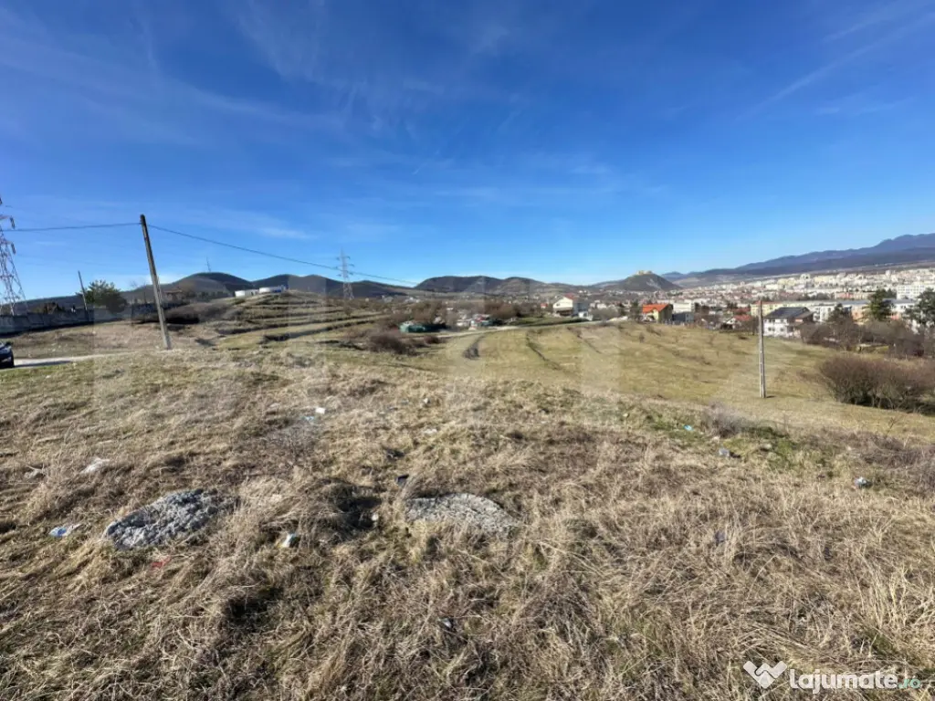 Teren 1830 mp Deva – extravilan cu demersuri intravilan ?? 