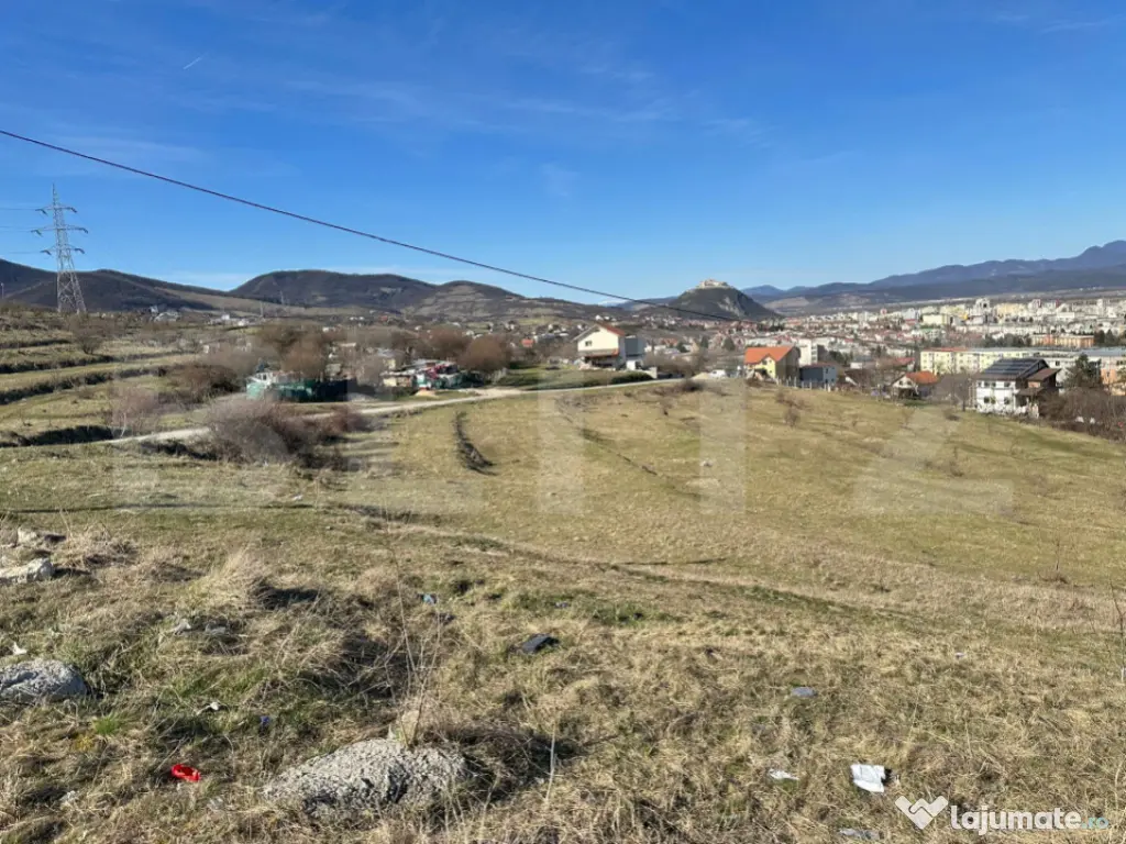 Teren 1830 mp Deva – extravilan cu demersuri intravilan ?? 