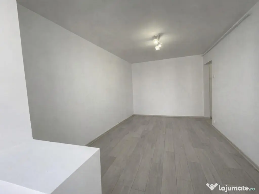 Garsoniera proaspat renovata, cart Garii 