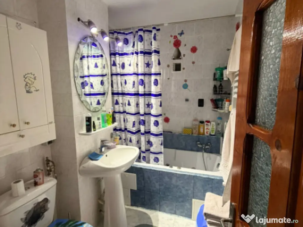 Apartament 3 camere, situat in zona Tomis Nord 