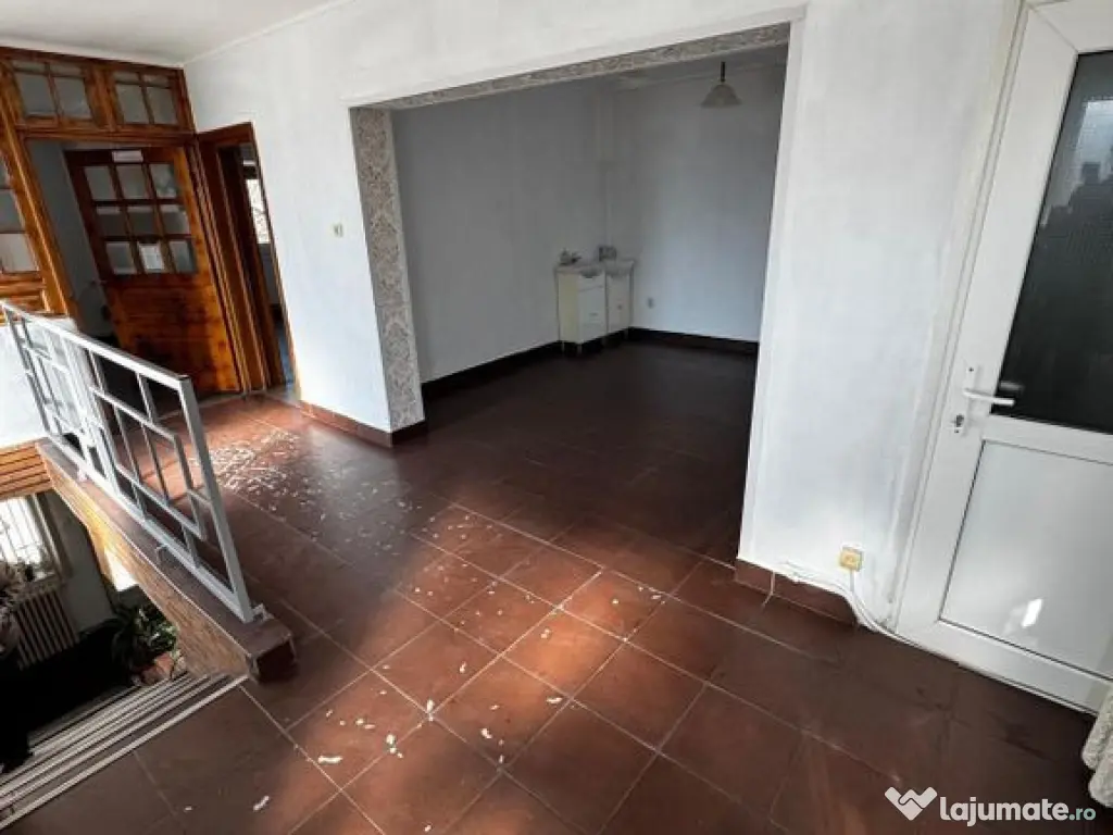 Casa/Vila 6camere-zona Delfinariu