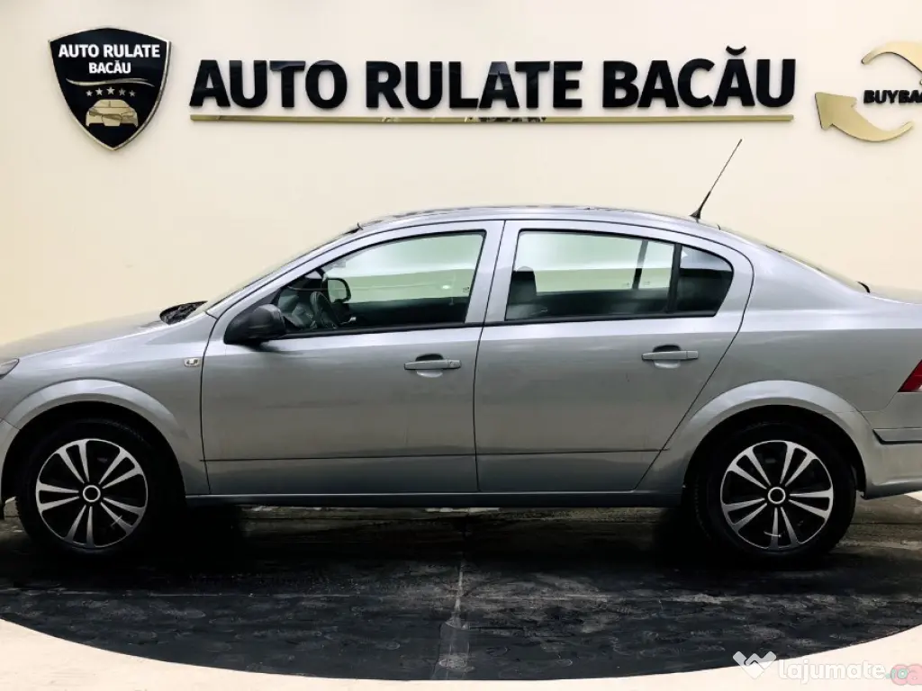 Opel Astra 1.6 Benzina 116CP 2011 Euro 5 