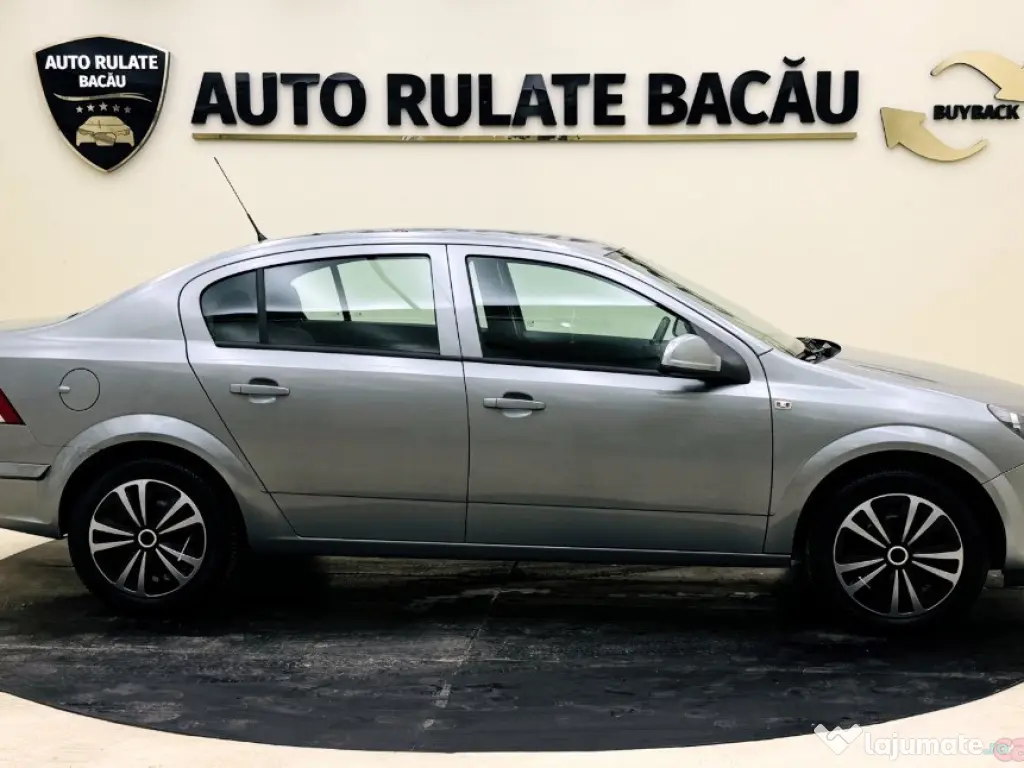 Opel Astra 1.6 Benzina 116CP 2011 Euro 5 