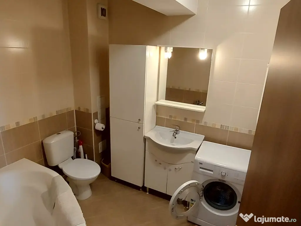 Inchiriez apartament 2 camere 