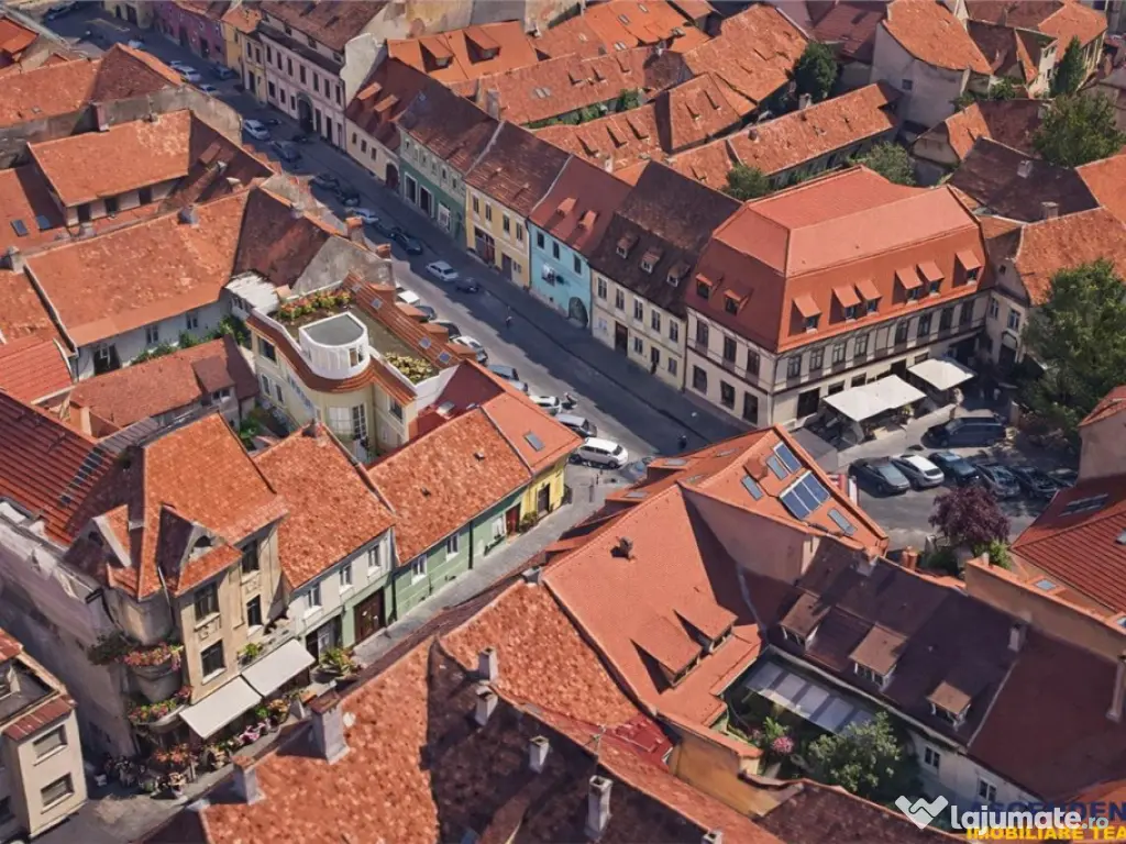 Aparthotel elegant, potential ridicat, ultracentral, Brasov 