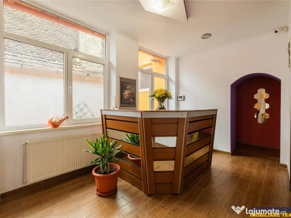 Casa pretabila:comercial servicii rezidential Central, Fag 