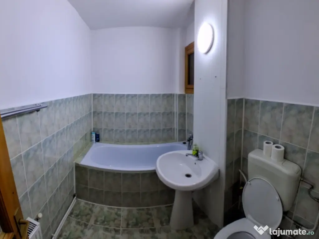 Apartament 3 camere etaj 1 , 2 bai proprietar, 2 Grăniceri