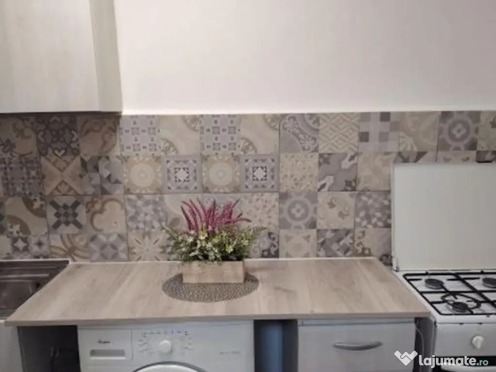 Piata sudului confort 2 etaj 5 