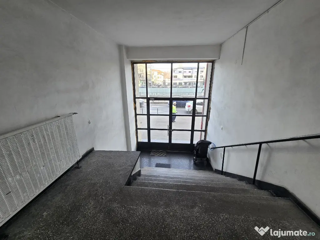 Metrou P-ta Muncii,2 cam,dec,supraf.60mp,mob/utilat,prima inchiriere. 