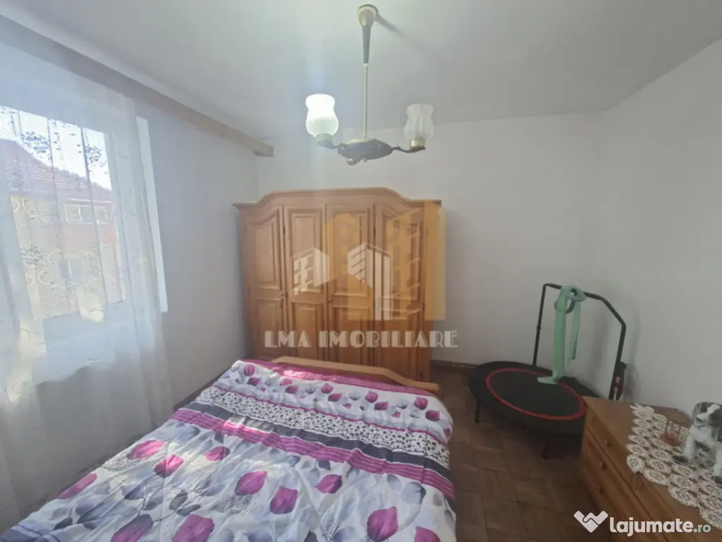 Apartament 2 camere circular Busteni Cezar Petrescu 