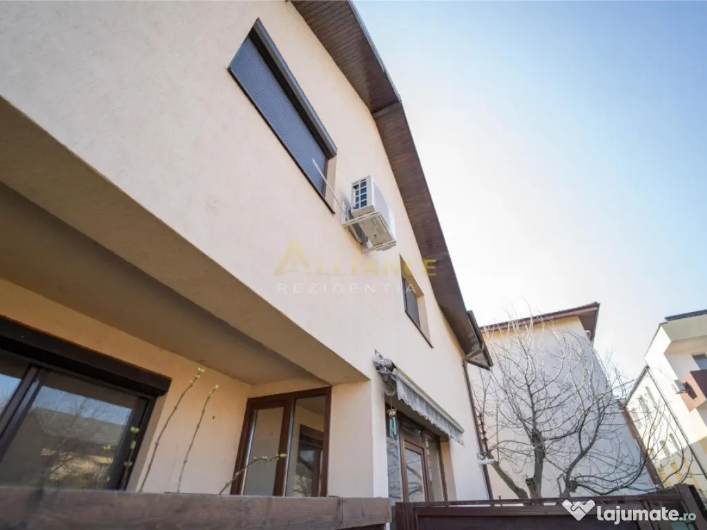 Vila de Popesti Leordeni 4 camere aproape Campus Scolar 