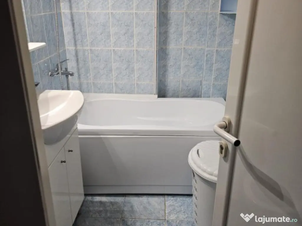 Apartament 2 camere, zona Piata Mica, etaj 1 