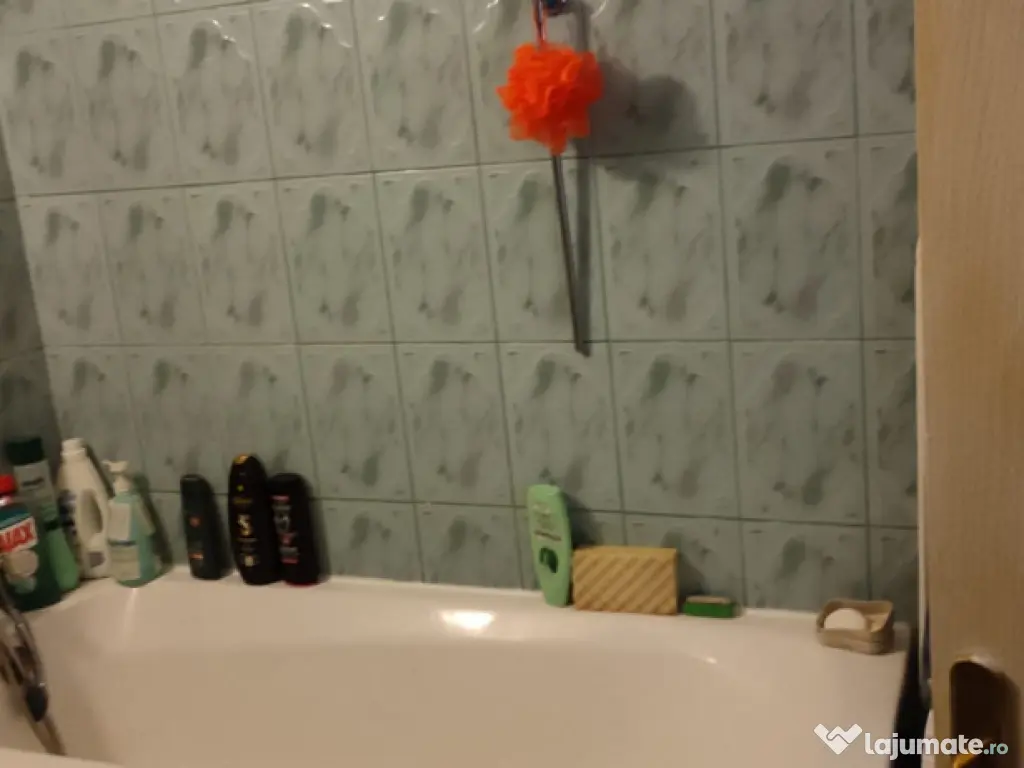 Apartament cu 1 camera ,decomandat , mobilat si renovat rece