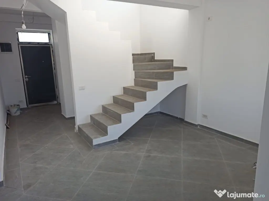 Vila gata in duplex/5cam+2bai+150mp curte libera/comBerce... 