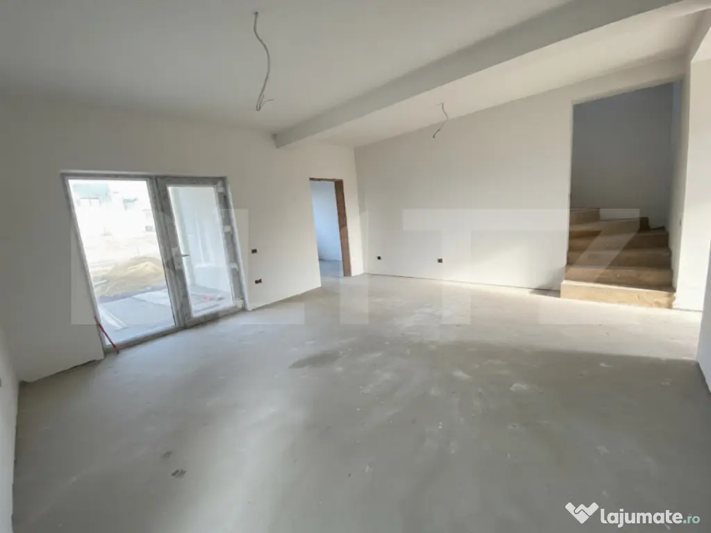 Duplex 4 camere Moșnița Nouă 102 mp utili, teren 306 mp 