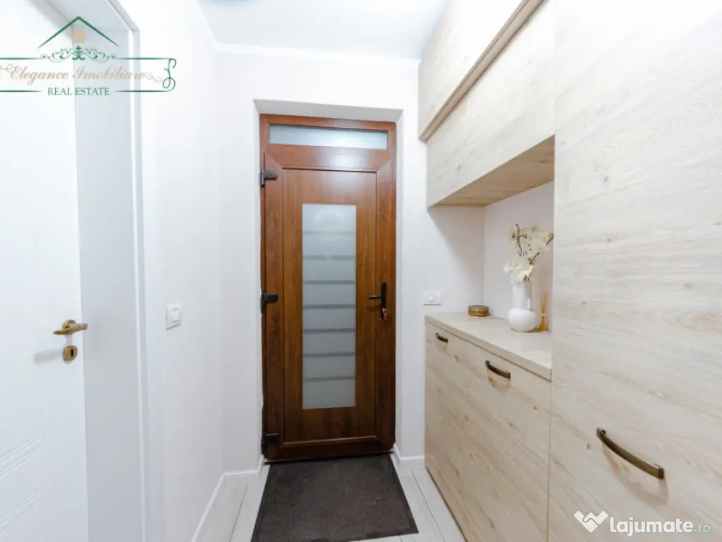 Vila moderna cu 4 camere, zona Westfield, Arad 