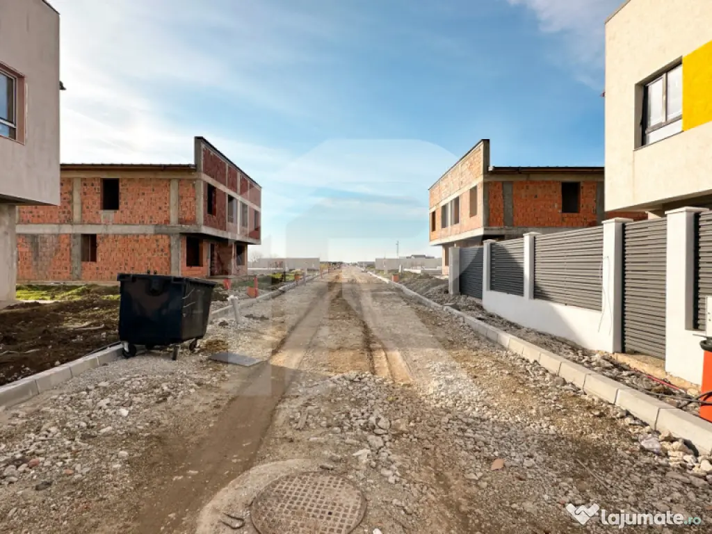 Casă cu 4 camere, TOATE utilitățile, Mamina-Vidra, COMISI 