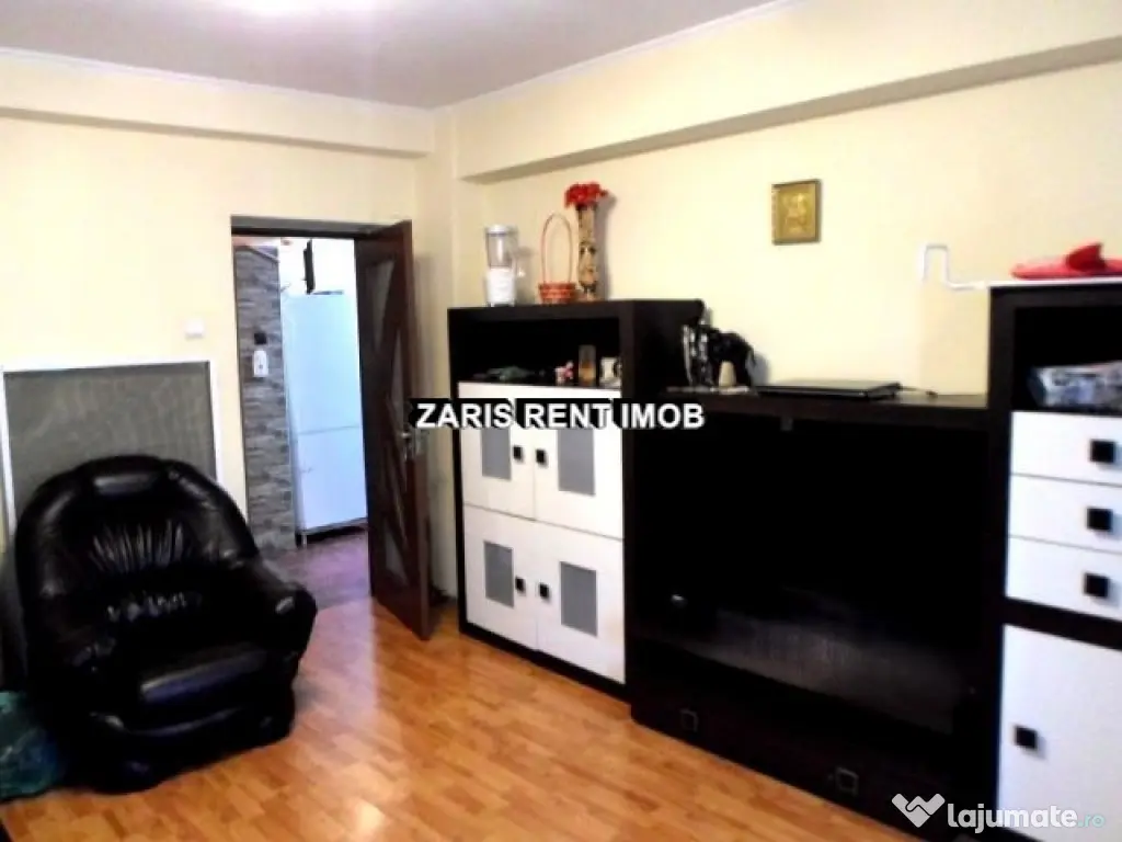 Apartament 2 camere, decomandat, etaj 1 in Ploiesti, ultracentral 