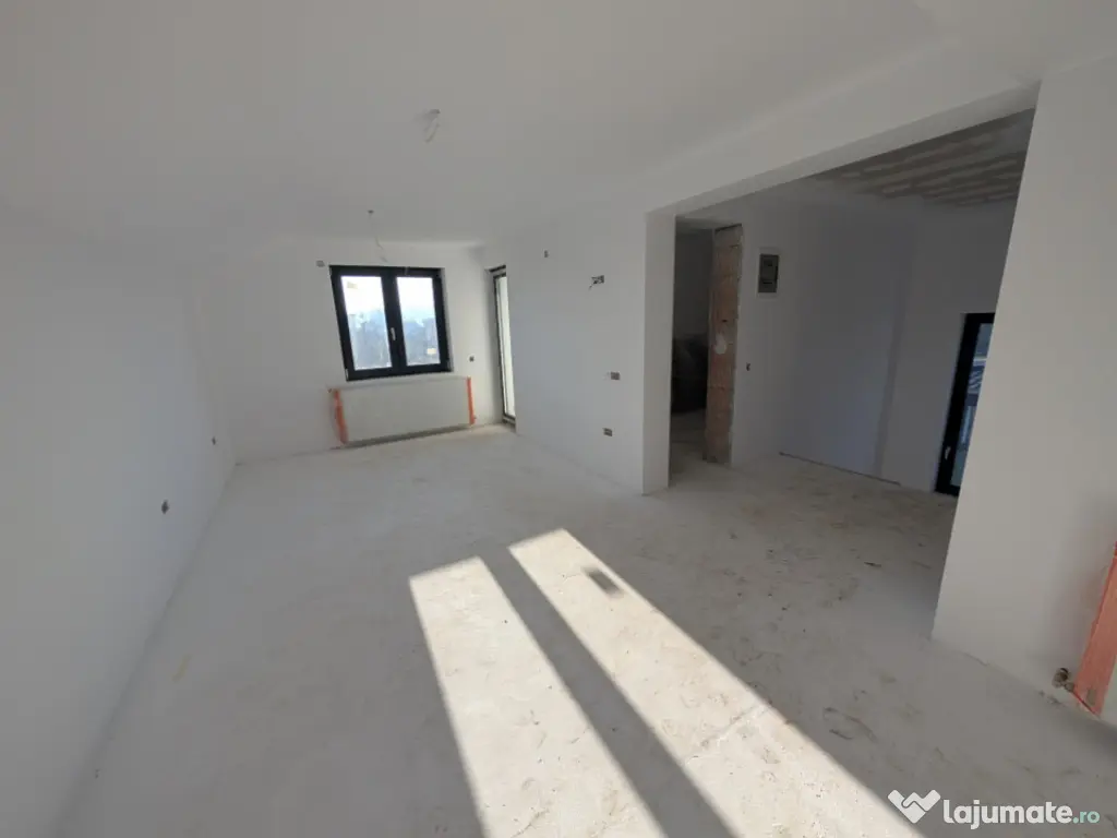 Vila la CHEIE! 3 dormitoare/ 3 bai. Locație exclusivista - 