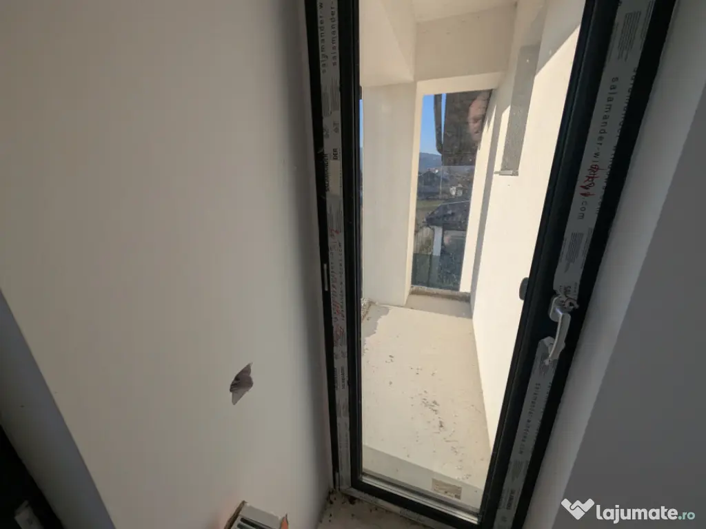 Vila la CHEIE! 3 dormitoare/ 3 bai. Locație exclusivista - 