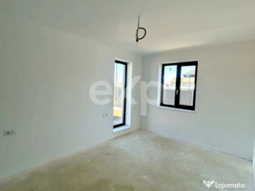 Casă de vânzare în Sânpetru- 107 mp , teren 500 mp - 220