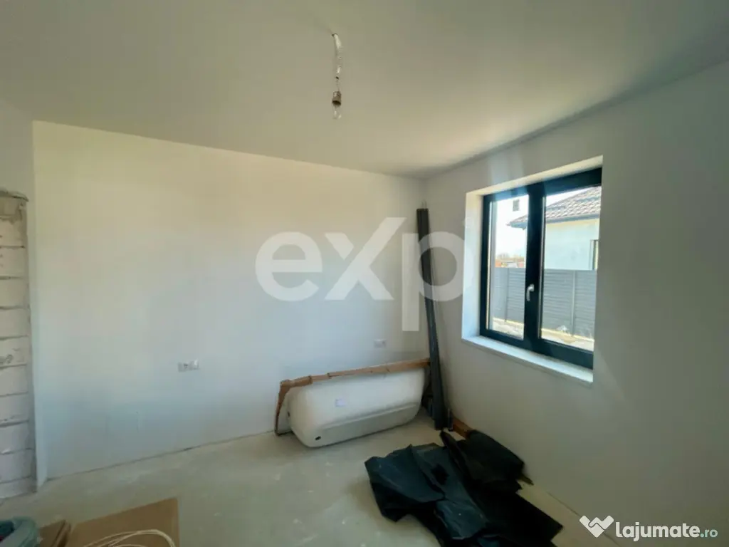 Casă de vânzare în Sânpetru- 107 mp , teren 500 mp - 220