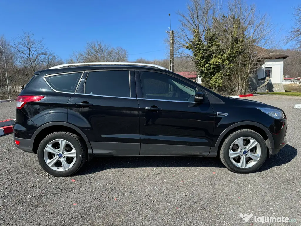 Ford Kuga 2.0 TDCi 163 CP – 4x4