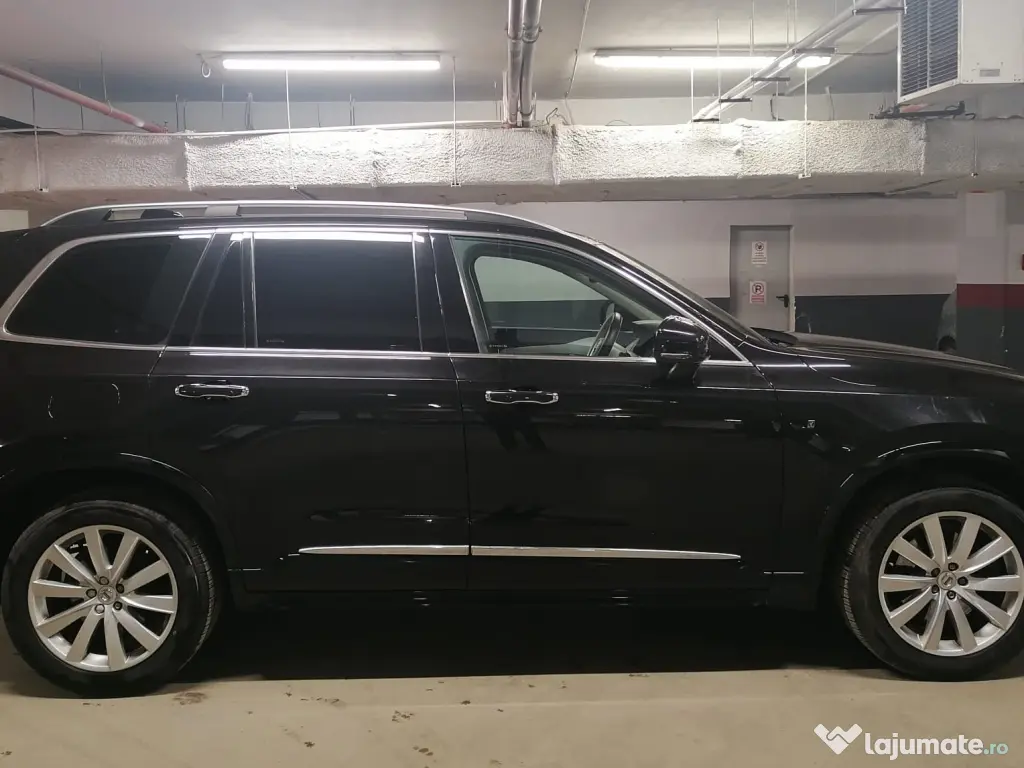 Vând Volvo XC 90 D5 AWD Geartronic.