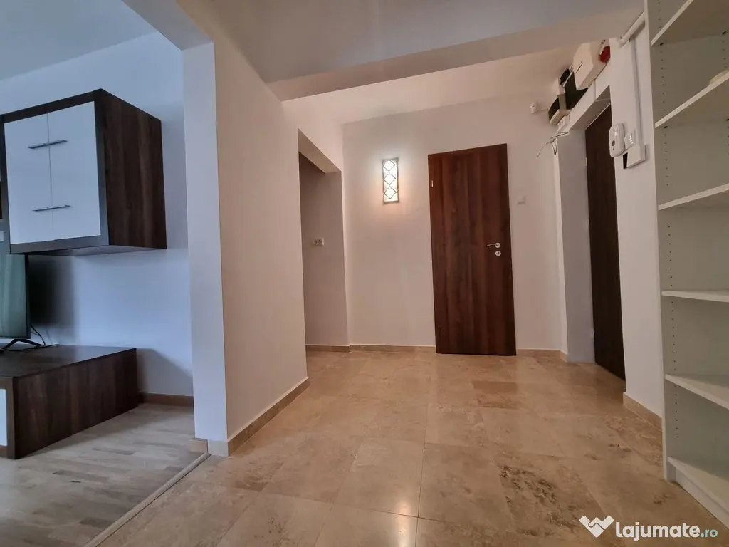 Bd mamaia spitalul militar-apartament 2 camere decomandat... 