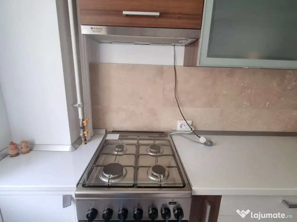 Bd mamaia spitalul militar-apartament 2 camere decomandat... 