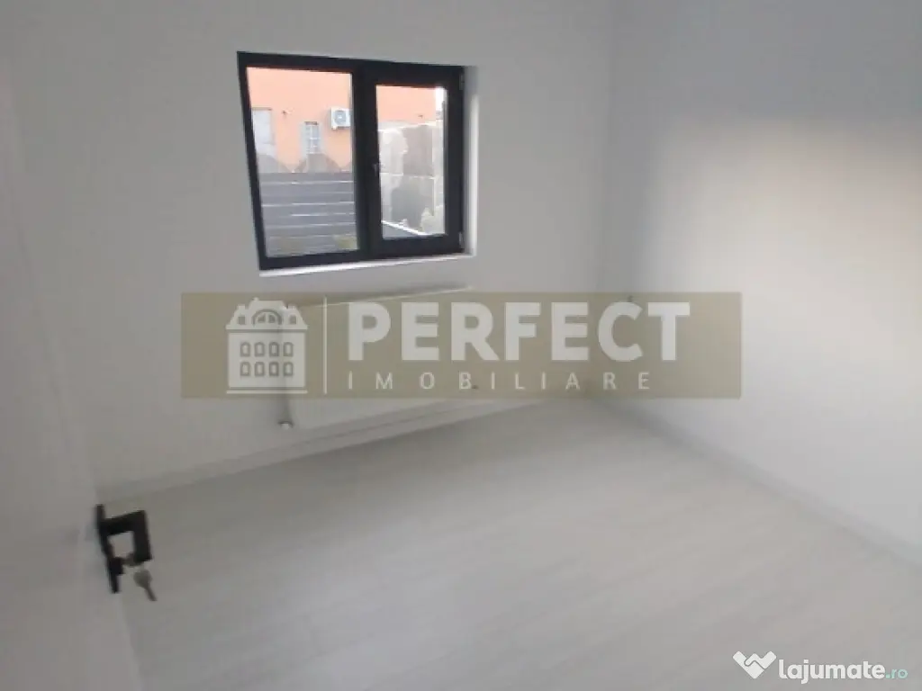 Casa 4 camere in zona buna pret 122500 euro 