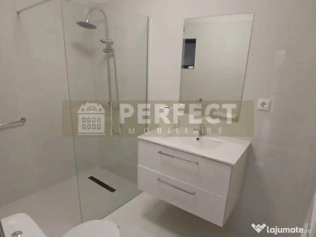 Casa 4 camere in zona buna pret 122500 euro 