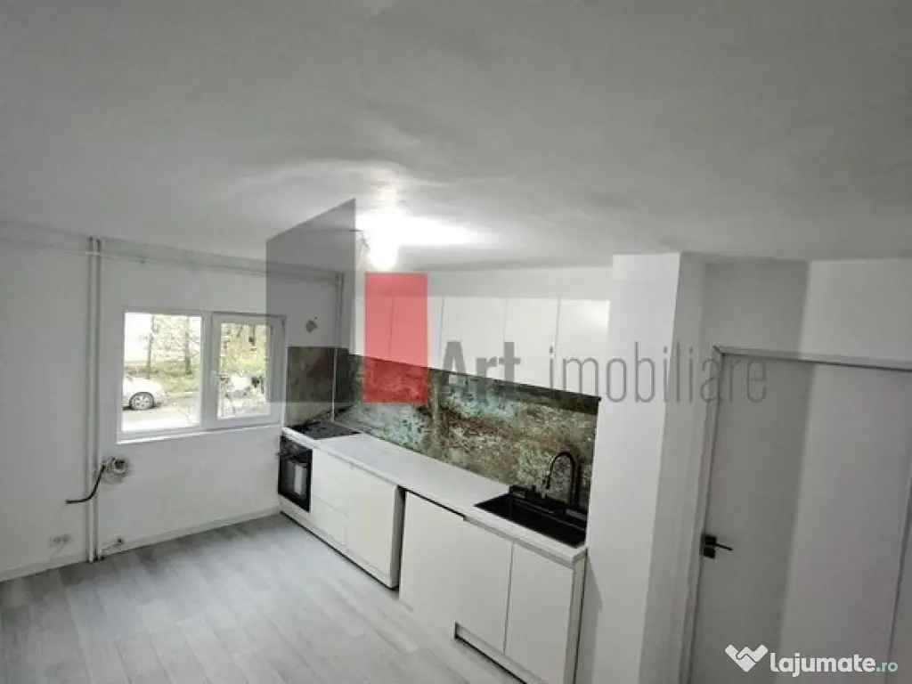 Vânzare apartament 2 camere semidecomandat Drumul Găzar... 
