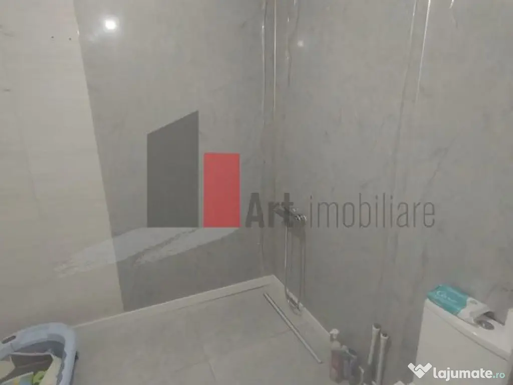 Vânzare apartament 2 camere semidecomandat Drumul Găzar... 