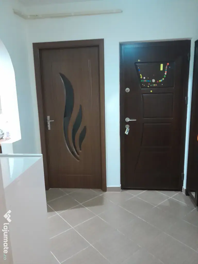 Inchiriez apartament 2 camere Bucovina 