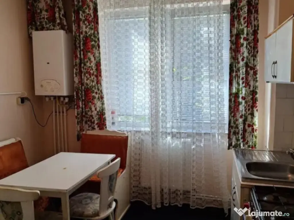 - Etaj 1 - Apartament 2 camere, confort 1 Hipodrom, suprafat 