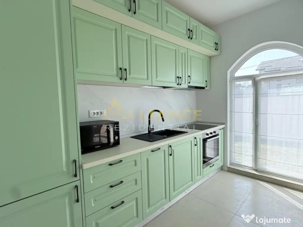 Duplex - 5 camere - 3 bai - 304 mp teren la intrare in comun 