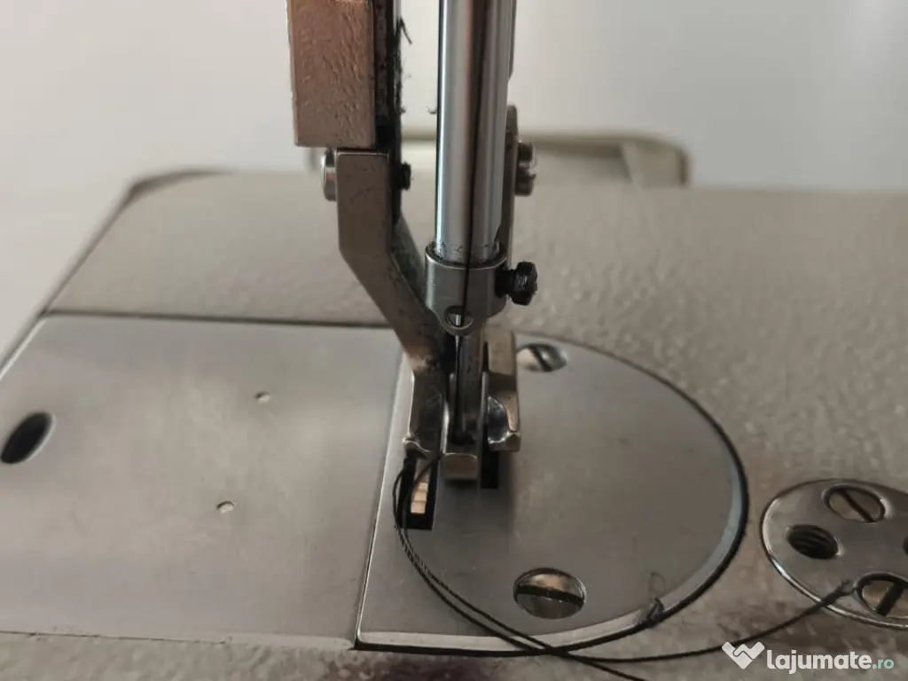 Masina de cusut industriala - stare foarte buna 
