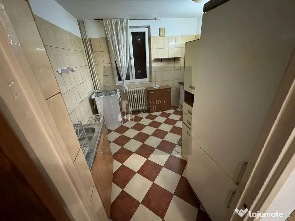 Apartament 3 camere, decomandat Drumul Taberei 