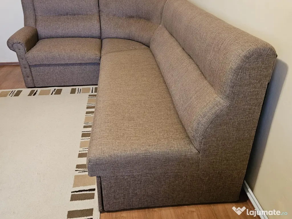 Canapea coltar camera 