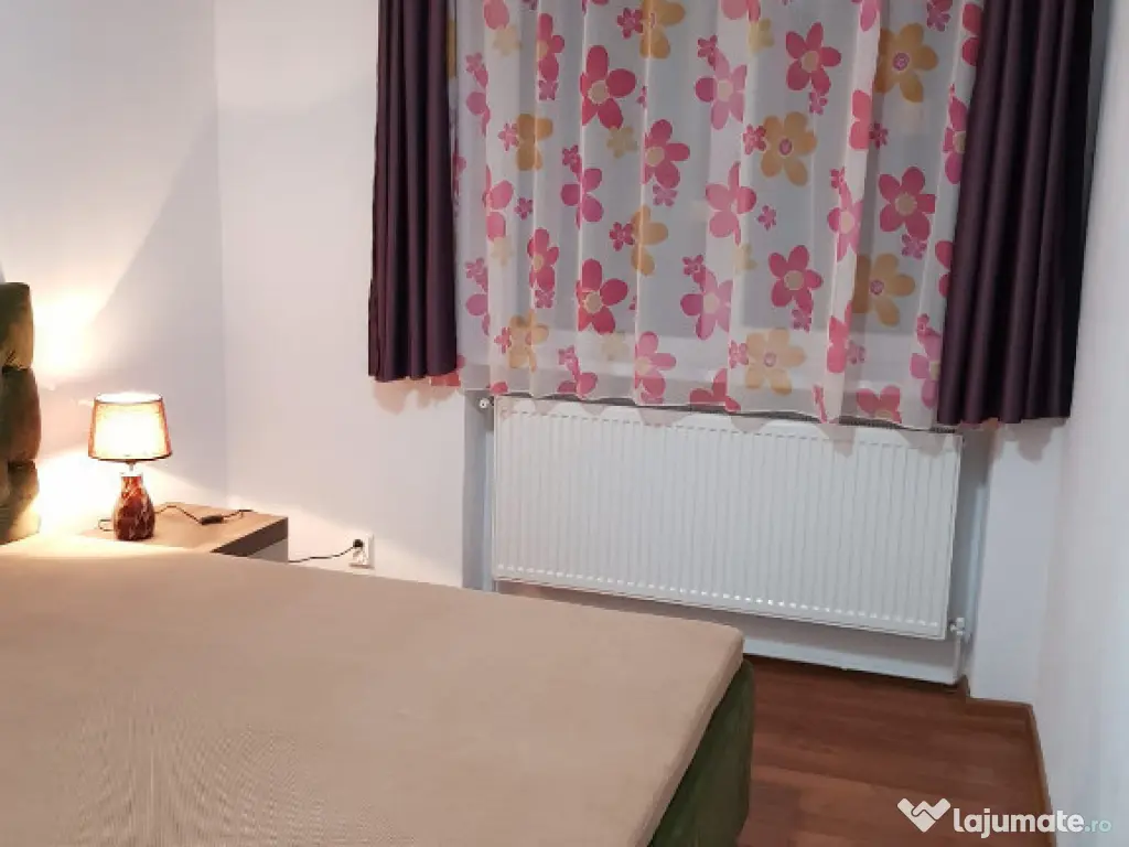 Inchiriez apartament 2 camere in Deva, etaj 3, mobilat, Al. Pacii 